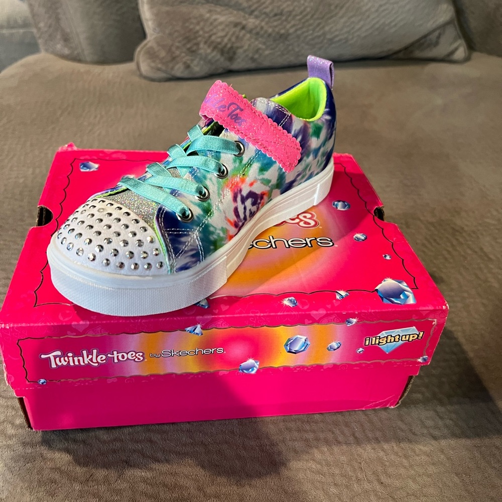 Skechers Twinkle Toes Size 3 Little Girls